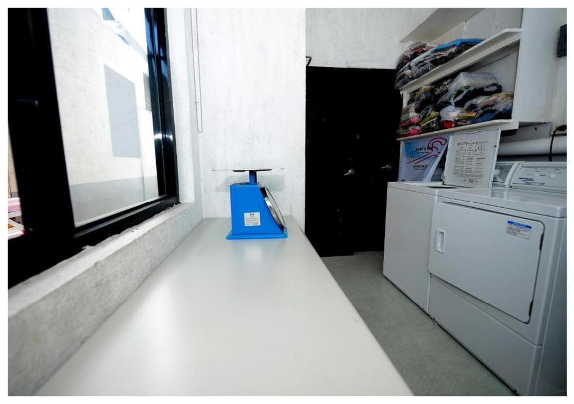 Monchere Dormitory Манила Экстерьер фото